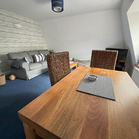The Beach House Holiday Apartments Eastbourne Exteriör bild