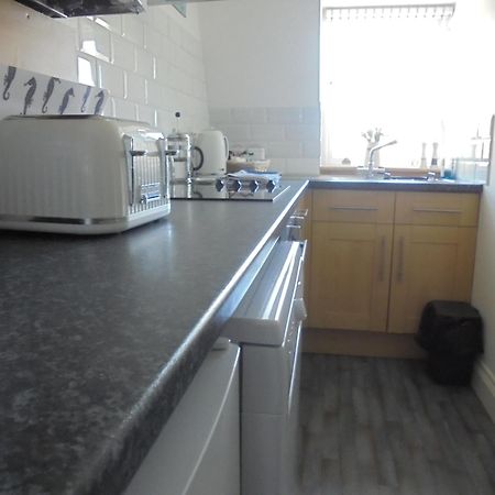 The Beach House Holiday Apartments Eastbourne Exteriör bild