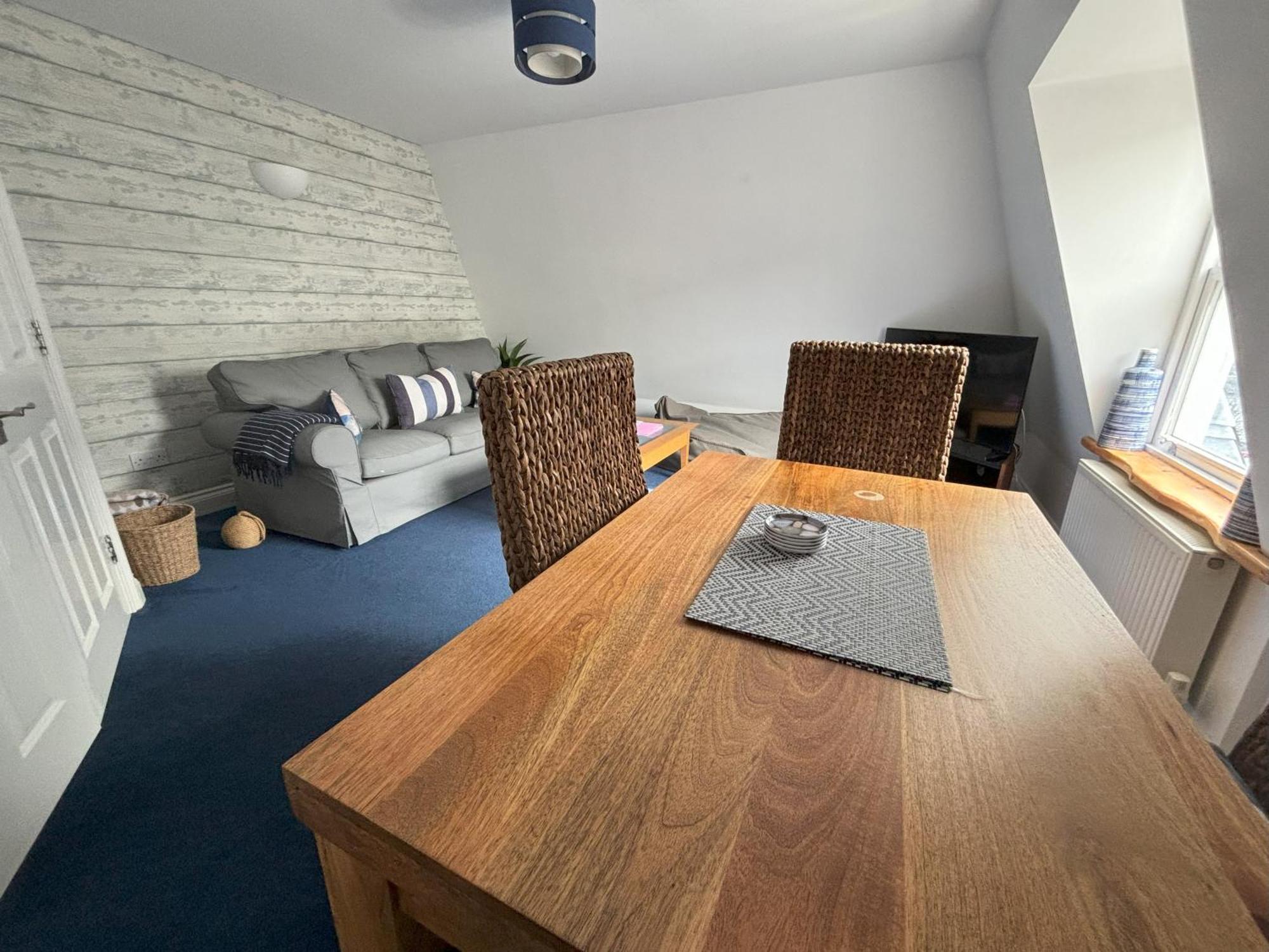 The Beach House Holiday Apartments Eastbourne Exteriör bild