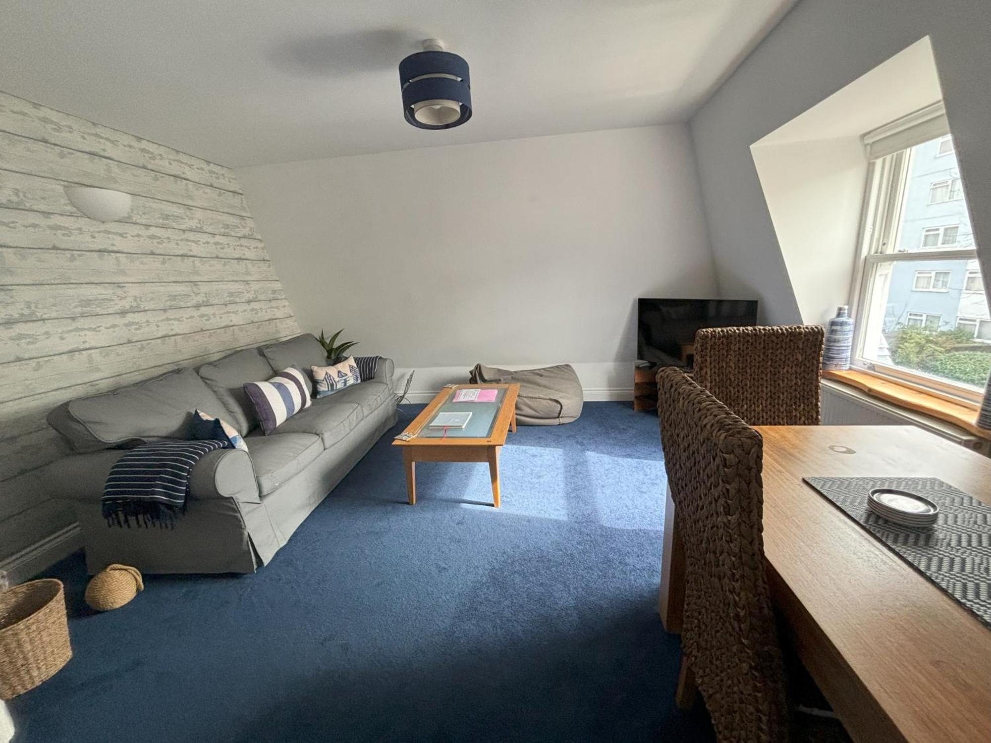 The Beach House Holiday Apartments Eastbourne Exteriör bild