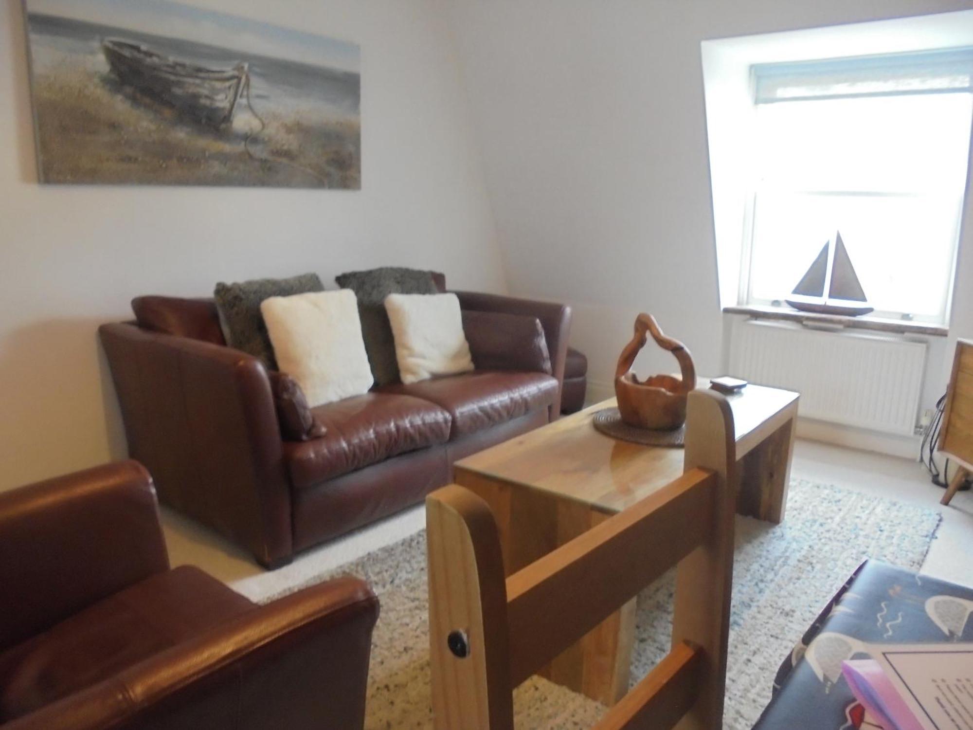 The Beach House Holiday Apartments Eastbourne Exteriör bild