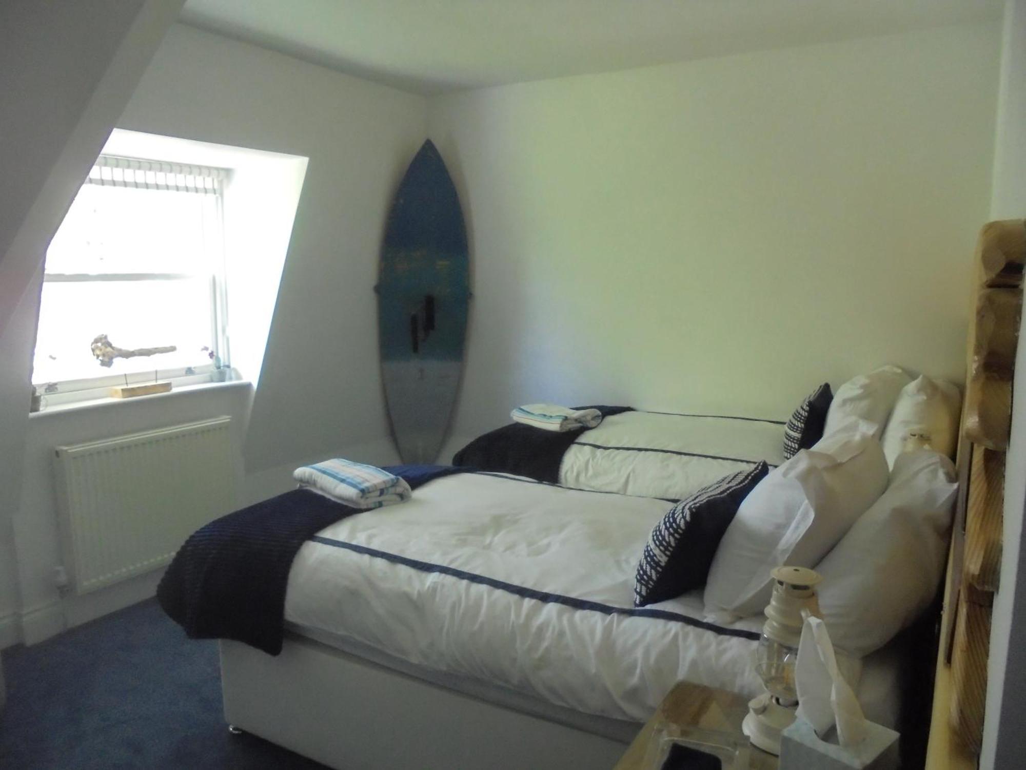 The Beach House Holiday Apartments Eastbourne Exteriör bild